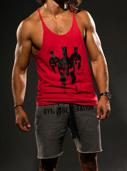 Bodybuilding Tank Top in Rot im Gym getragen von muskulösem Athleten