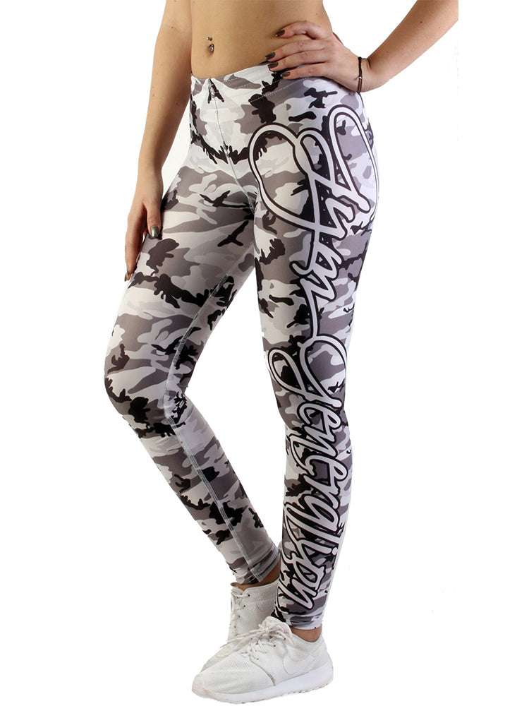 Vorderansicht der Fitness Leggings im Camo-Design von Gym Generation