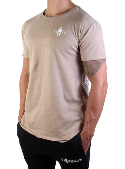 Beiges Herren T-Shirt von Gym Generation, inspiriert von Alexander dem Grossen - perfekter Tragekomfort und elegantes Design.