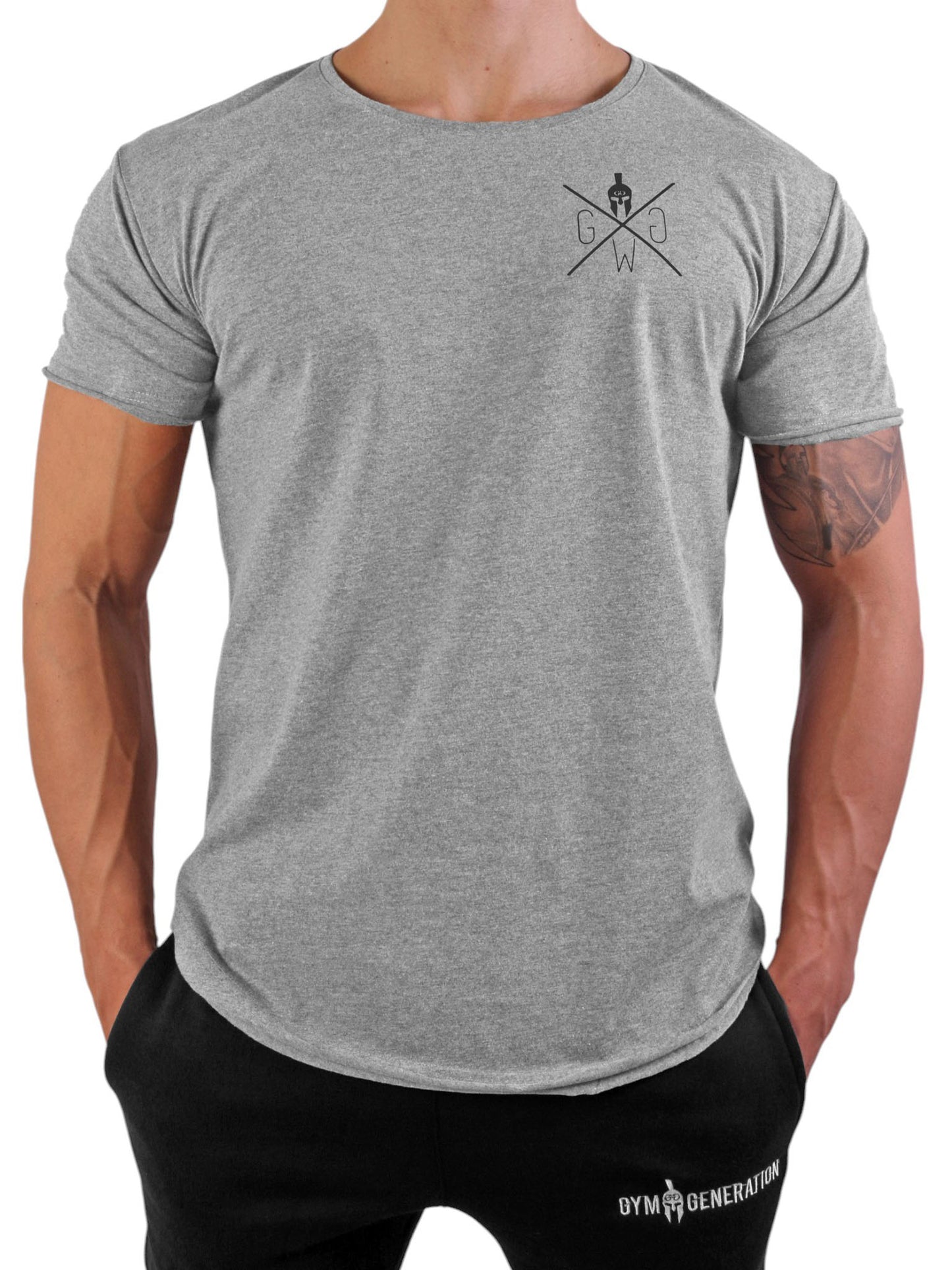 Herren Gym T-Shirt von Gym Generation – Urbaner Streetstyle und funktionale Gym Wear in Grau, kombiniert Stil und Performance für aktive Männer.