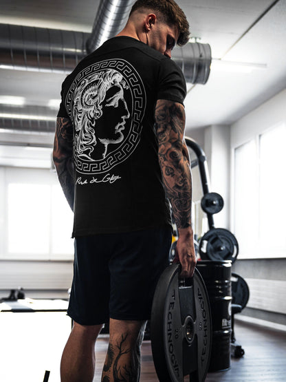 Schwarzes Gym T-Shirt mit Alexander dem Großen Druck – Hochwertiges Fitness Shirt von Gym Generation, atmungsaktiv und stilvoll für Training und Alltag.