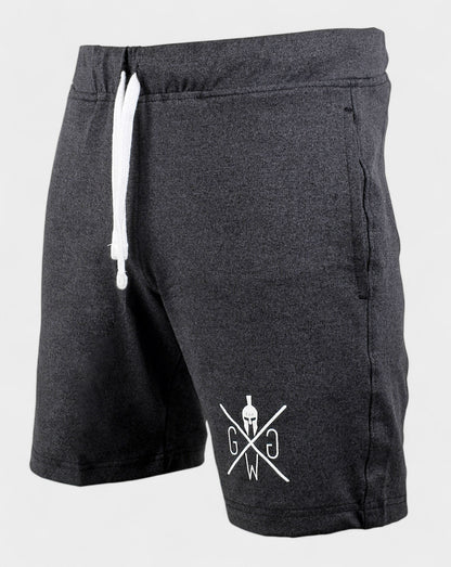 Gym Shorts in Dunkelgrau, mit praktischen Seitentaschen und gedrucktem Spartaner Logo für einen sportlichen Look.