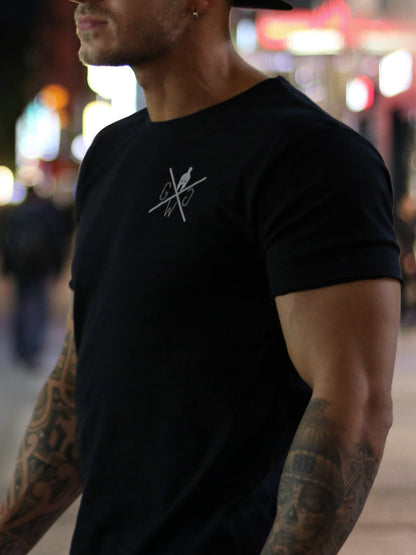 Schwarzes Spartan Gym T-Shirt – Fitness T-Shirt für Herren aus 100% Baumwolle, mit sportlichem Schnitt und markantem Rückenprint für einen starken Look.