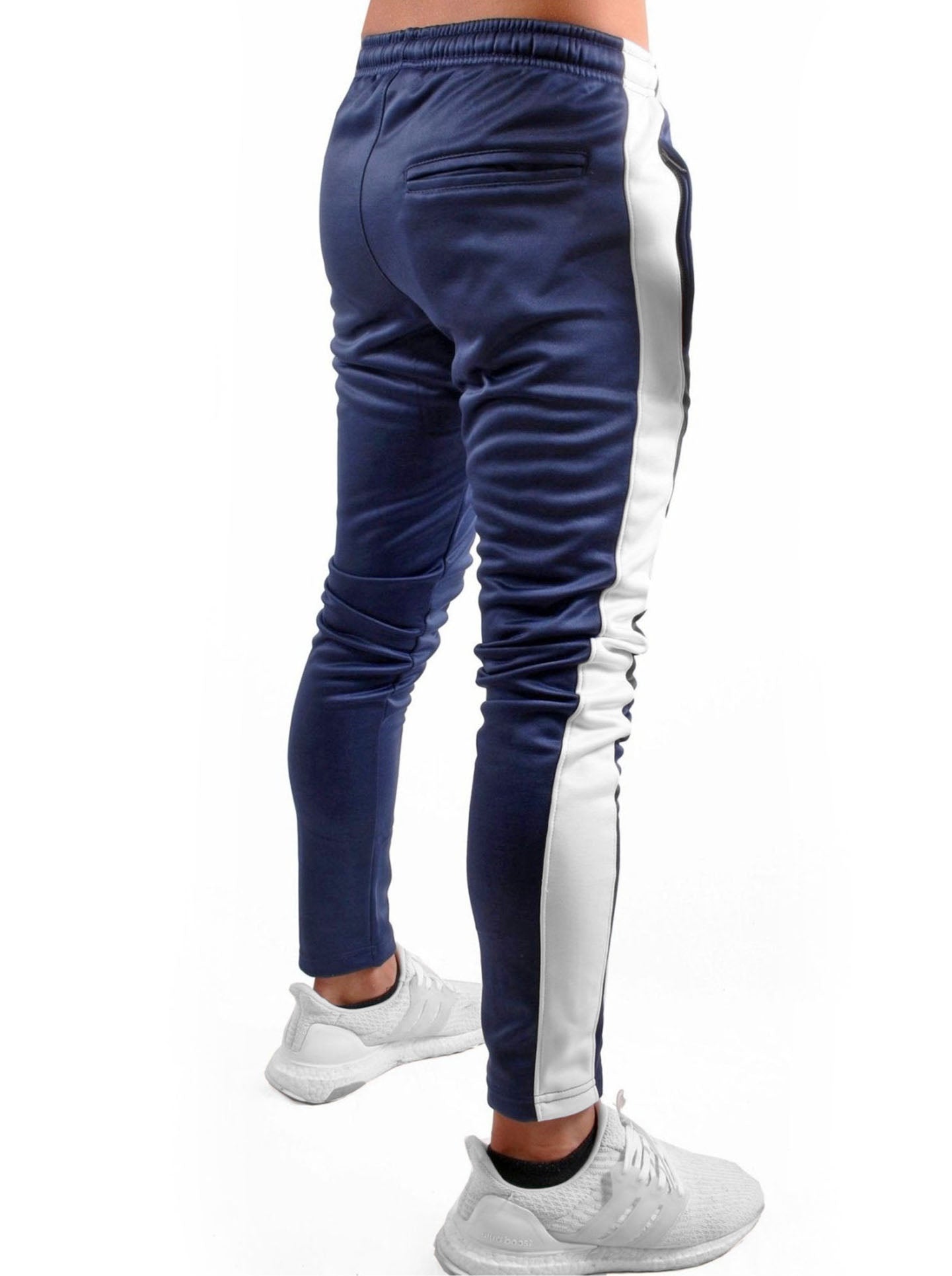 Gym Generation Sporthose für Herren in Navy Blau, ideal für Workouts und entspannten Alltag