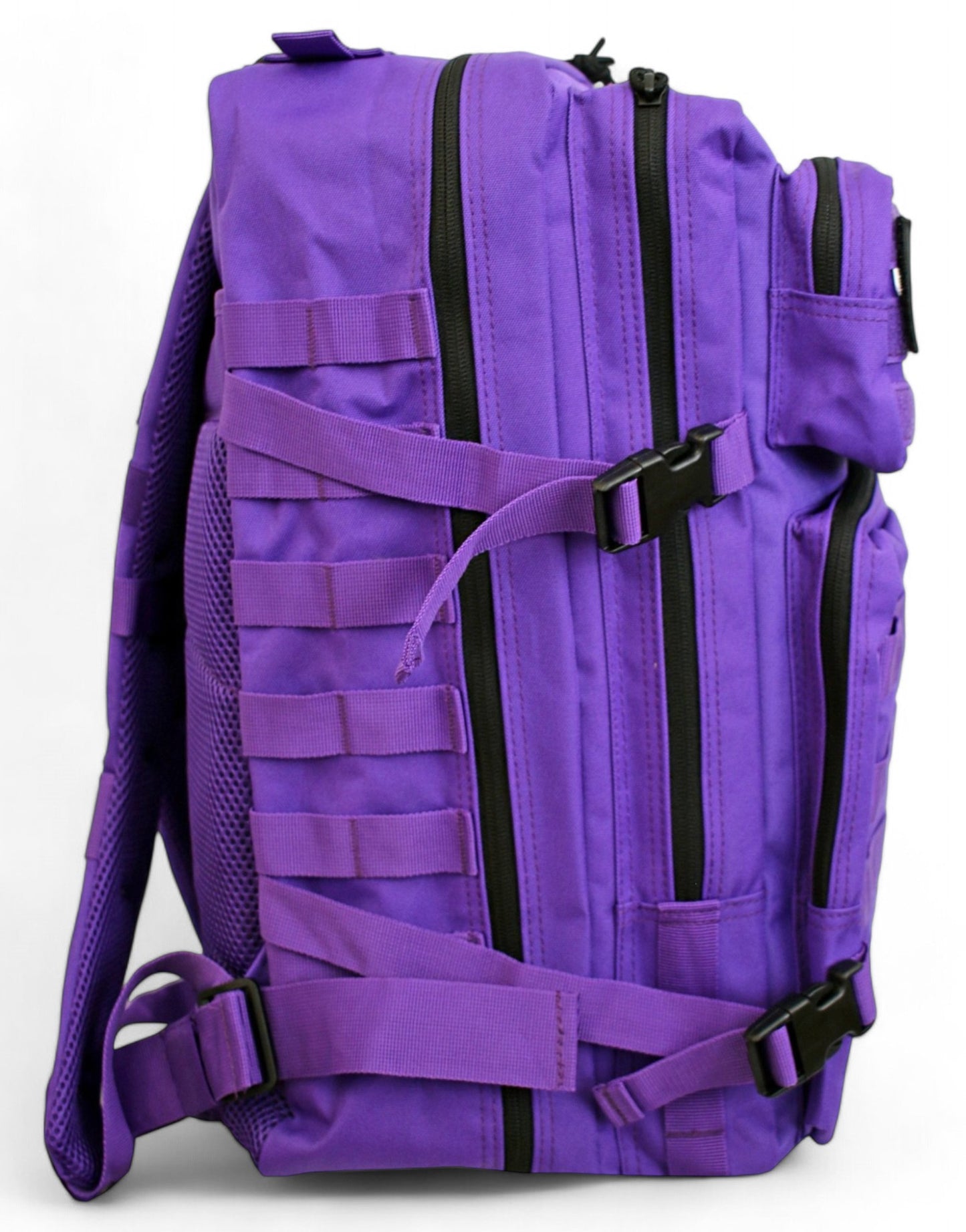 Rucksack Retro Purple von Gym Generation – Robuster und stilvoller Rucksack für Alltag, Training und Abenteuer, mit verstellbaren Gurten und Handgepäckgröße.