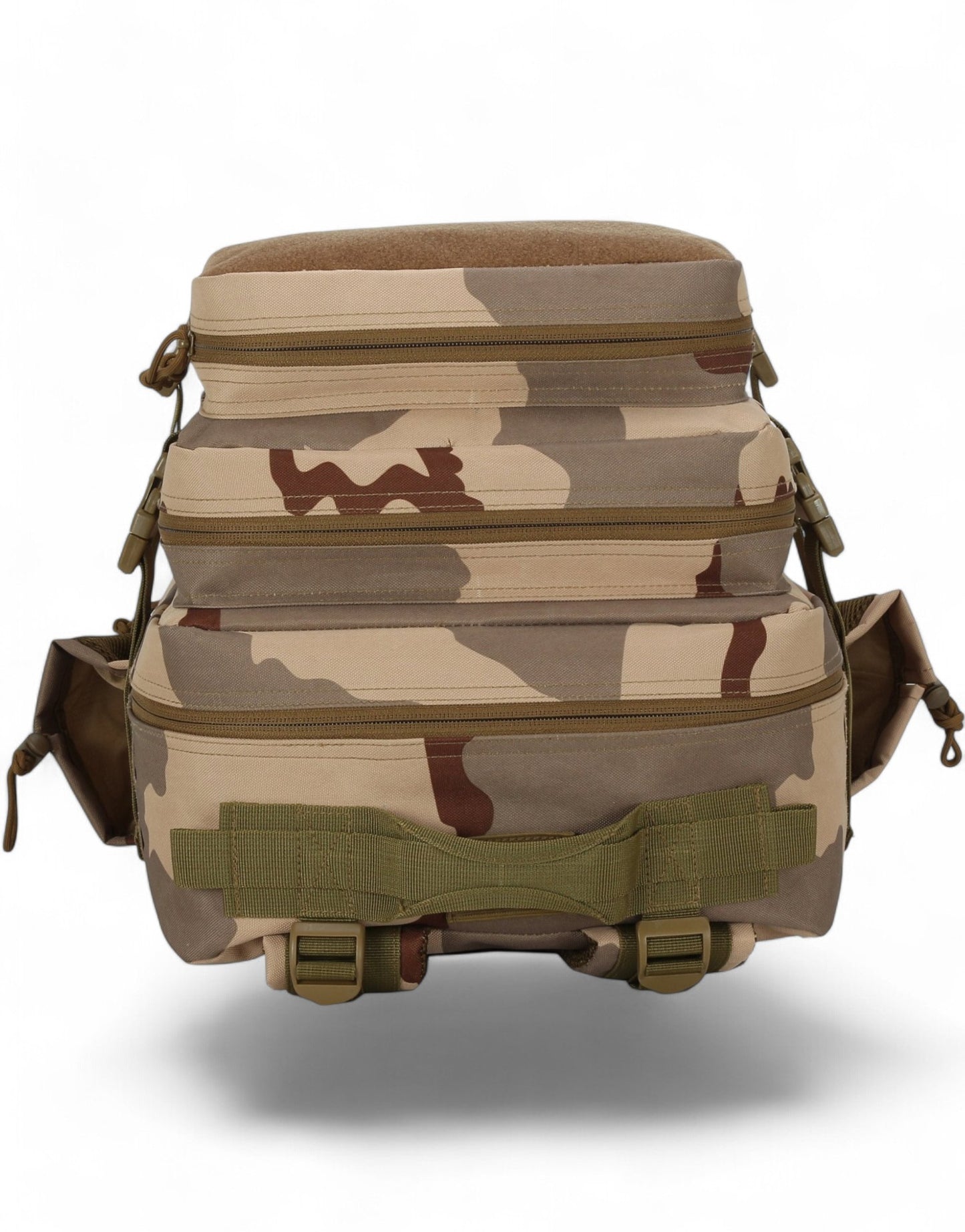 Camo Fitness Rucksack – Strapazierfähiger Gym Generation Rucksack im Desert Camo Muster, mit praktischem Design und großem Stauraum für Training und Reisen.