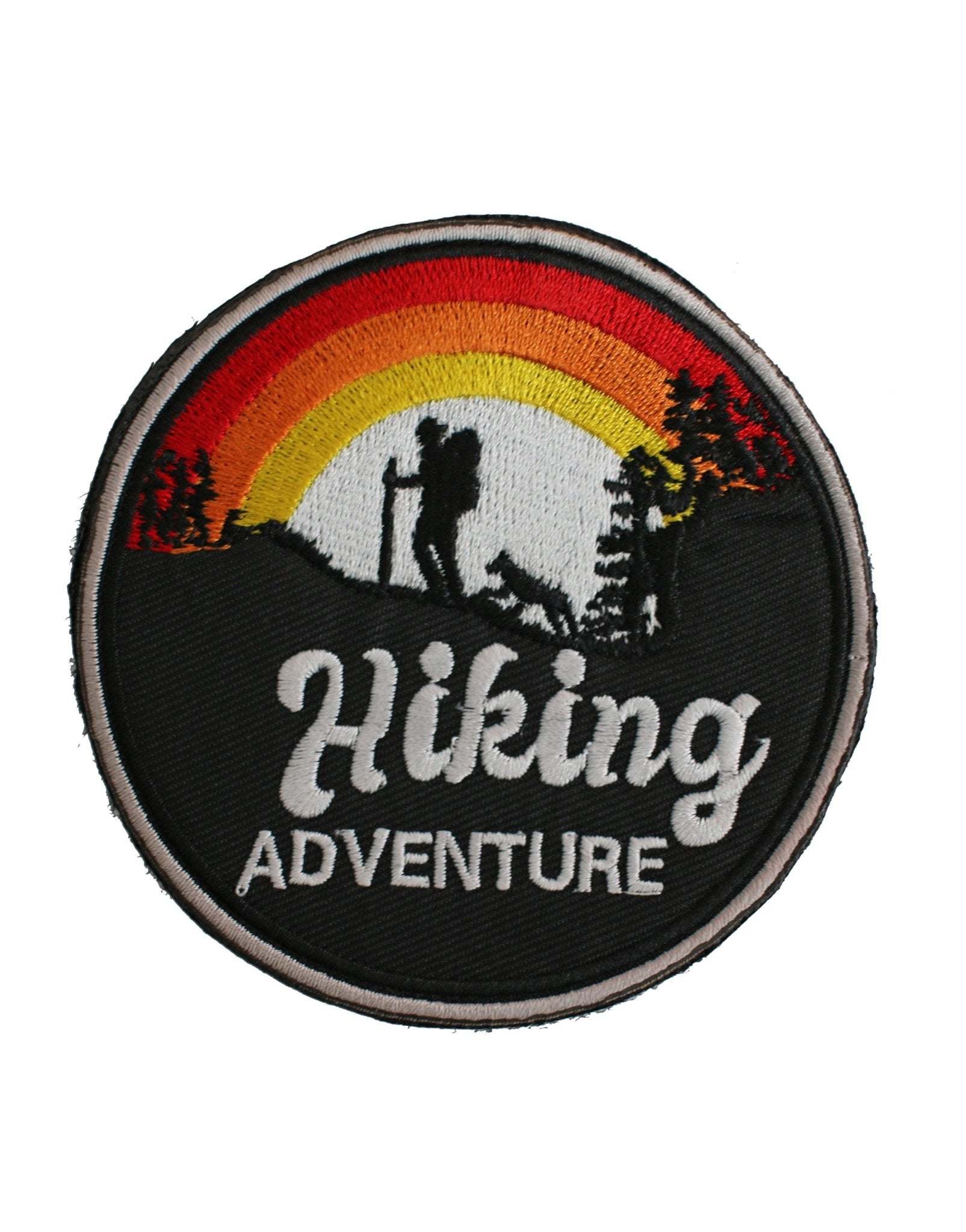 Hiking Adventure Patch – farbenfrohes Design mit Regenbogen und Wandermotiv, perfekt für Abenteurer und Naturliebhaber, ideal für Outdoor-Accessoires und Ausrüstung.