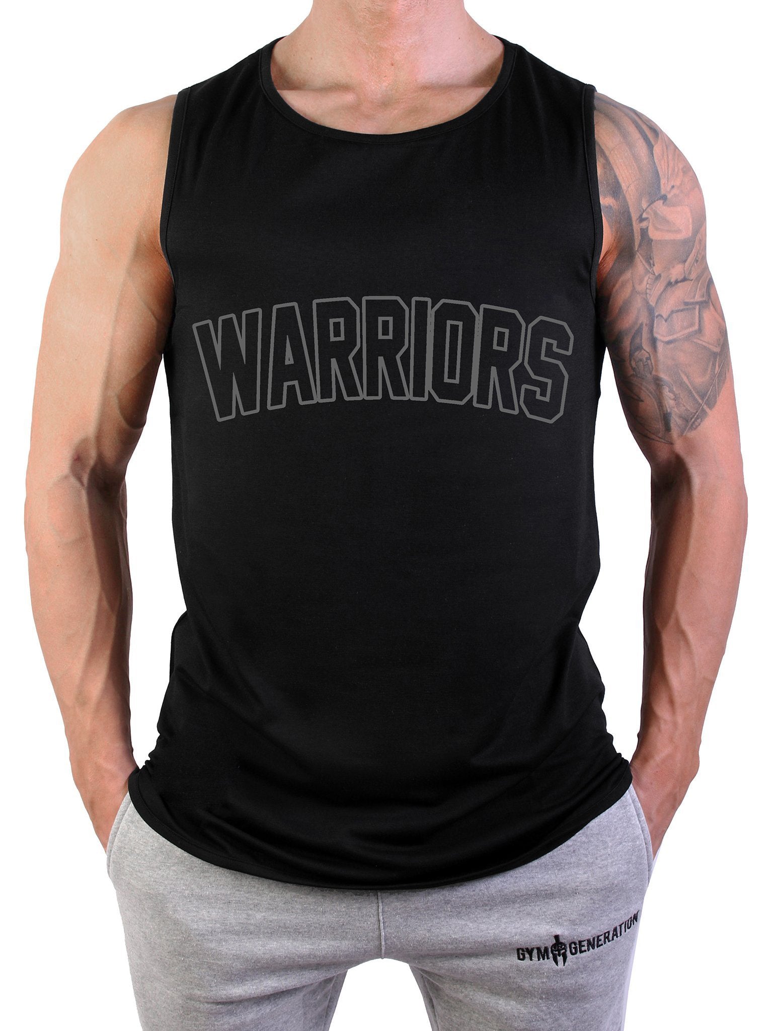 Warriors Tank Top Schwarz – stilvolles und bequemes ärmelloses Shirt mit markantem Warriors-Print und moderner Passform, ideal für Training und Freizeit.