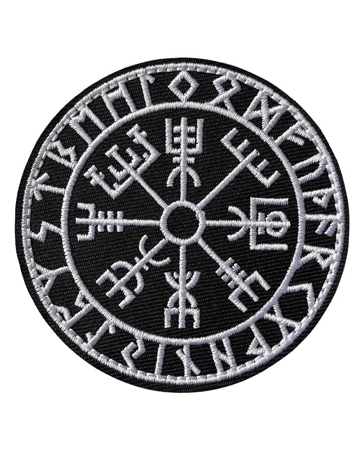 Wikinger Vegvísir Kompass Patch – inspiriert von der nordischen Mythologie, mit detailreicher Stickerei und hochwertigem Design. Perfekt für Kleidung, Taschen und Accessoires, ideal für alle, die den spirituellen Schutz und die Kraft des Vegvísir-Symbols schätzen.